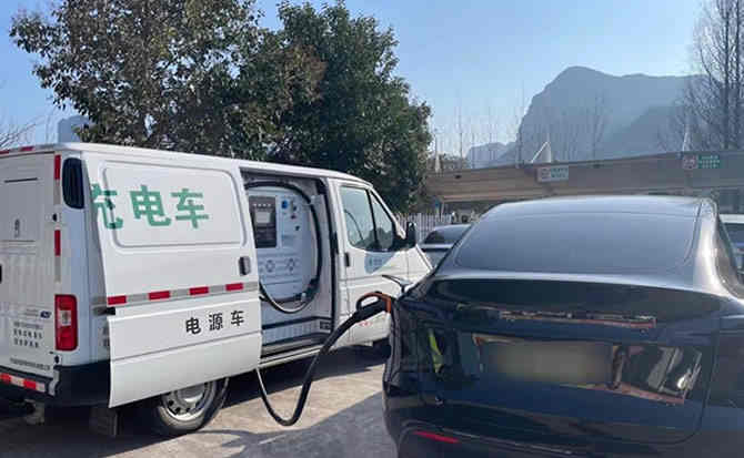 泾阳汽车搭电